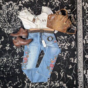 Driftwood Jeans Kelly Embroidered Boot Cut Mid-rise 31 NWT